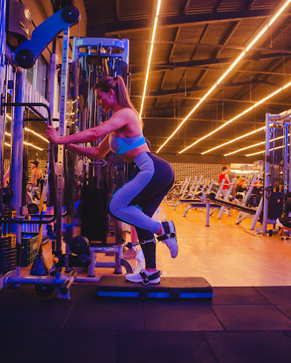 Academia Brasil Fitness